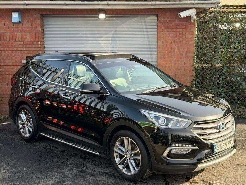 A 2016 HYUNDAI SANTA FE CRDI PREMIUM SE BLUE DRIVE A 2016 HYUNDAI SANTA FE CRDI PREMIUM SE BLUE DRIVE