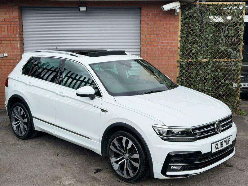 A 2018 VOLKSWAGEN TIGUAN 2.0 TDI R-Line DSG 4Motion Euro 6 (s/s) 5dr A 2018 VOLKSWAGEN TIGUAN 2.0 TDI R-Line DSG 4Motion Euro 6 (s/s) 5dr