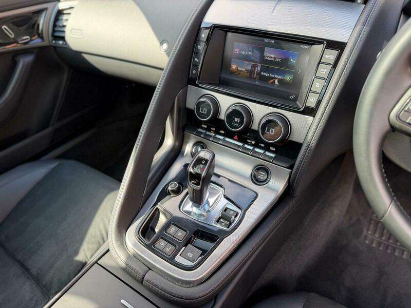 2015 JAGUAR F-TYPE 2015 JAGUAR F-TYPE