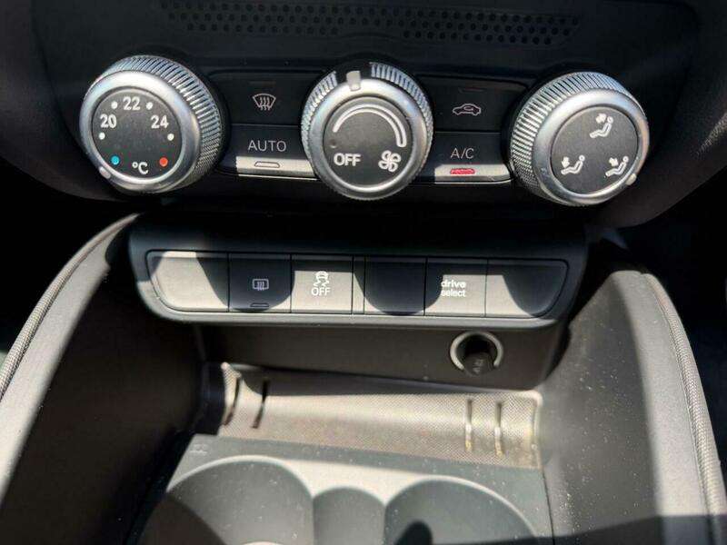 2015 AUDI A1 2015 AUDI A1