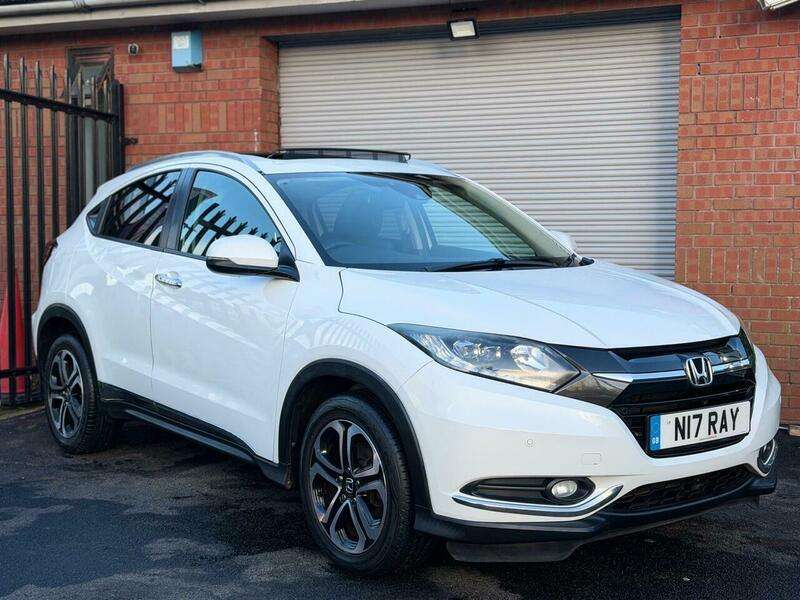 A 2016 HONDA HR-V 1.5 i-VTEC EX CVT Euro 6 (s/s) 5dr A 2016 HONDA HR-V 1.5 i-VTEC EX CVT Euro 6 (s/s) 5dr