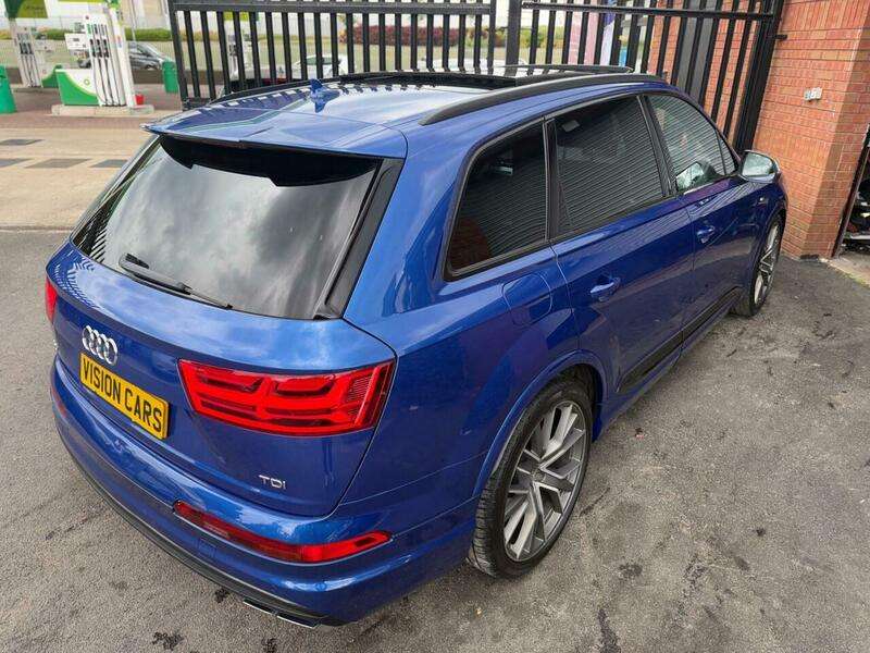 2017 AUDI SQ7 2017 AUDI SQ7