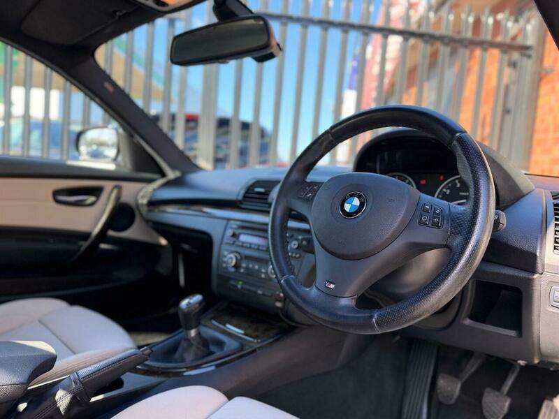 2011 BMW 1 SERIES 2011 BMW 1 SERIES