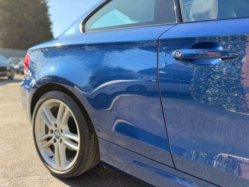 2011 BMW 1 SERIES 2011 BMW 1 SERIES