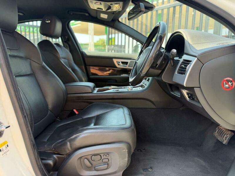 2014 JAGUAR XF 2014 JAGUAR XF