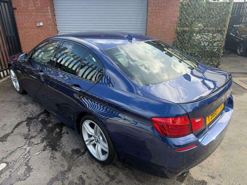 A 2016 BMW 5 SERIES 3.0 535d M Sport Auto Euro 6 (s/s) 4dr A 2016 BMW 5 SERIES 3.0 535d M Sport Auto Euro 6 (s/s) 4dr