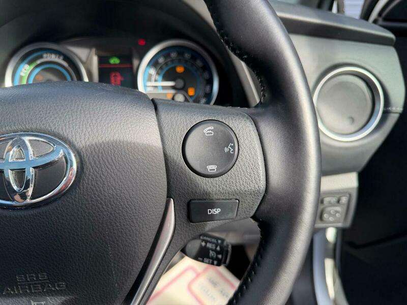 2015 TOYOTA AURIS 2015 TOYOTA AURIS