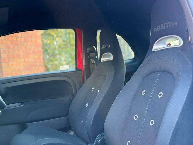 2017 ABARTH 595 2017 ABARTH 595