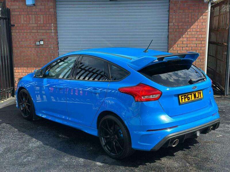 A 2017 FORD FOCUS RS A 2017 FORD FOCUS RS
