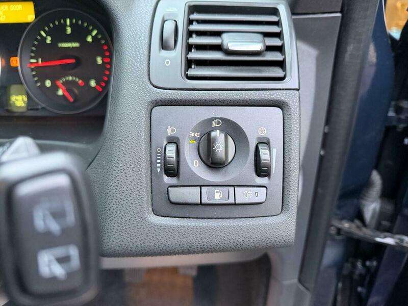 2011 VOLVO C30 2011 VOLVO C30