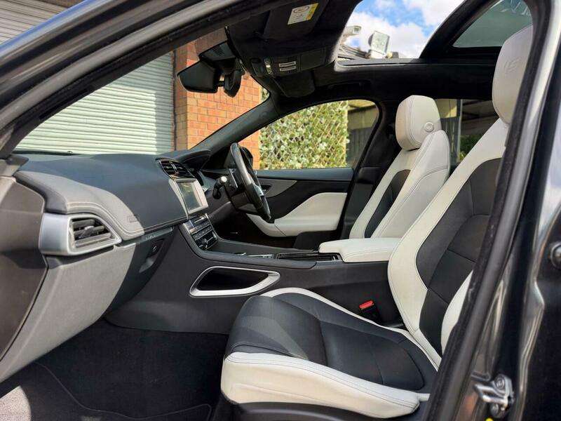2019 JAGUAR F-PACE 2019 JAGUAR F-PACE