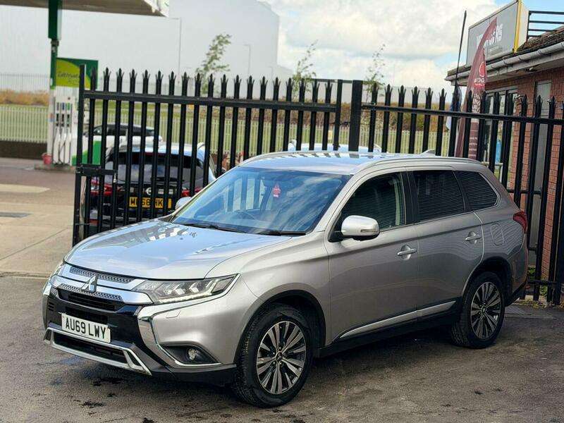 2020 MITSUBISHI OUTLANDER 2020 MITSUBISHI OUTLANDER