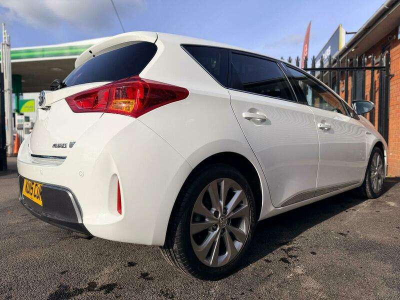 2015 TOYOTA AURIS 2015 TOYOTA AURIS