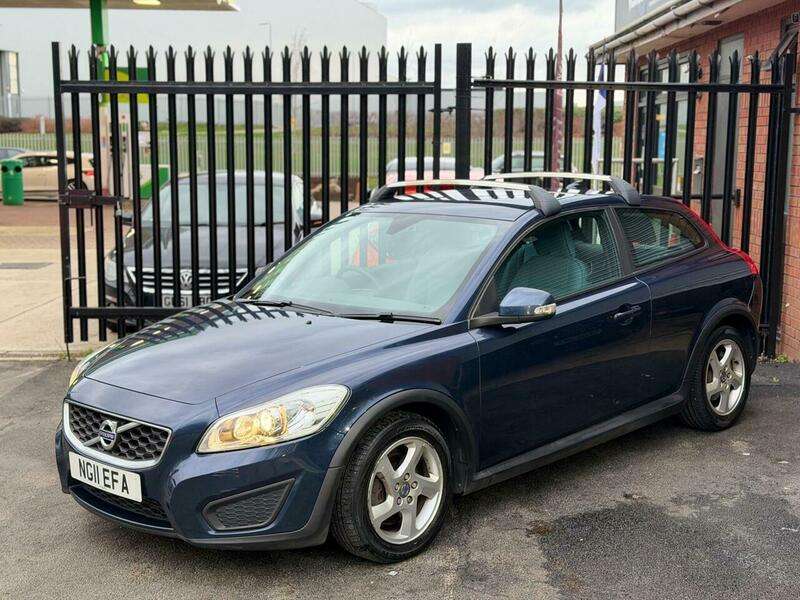 2011 VOLVO C30 2011 VOLVO C30