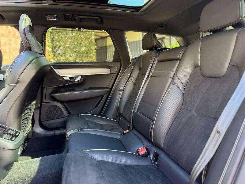 2020 VOLVO V90 2020 VOLVO V90