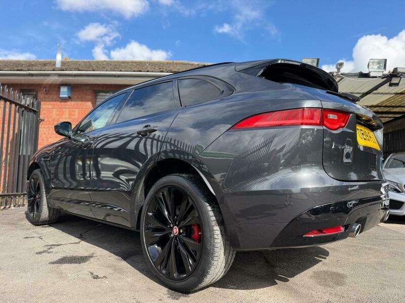 2019 JAGUAR F-PACE 2019 JAGUAR F-PACE