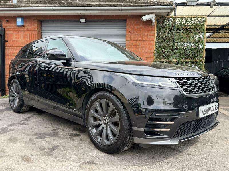 A 2018 LAND ROVER RANGE ROVER VELAR 3.0 D300 R-Dynamic SE SUV 5dr Diesel Auto 4WD Euro 6 (s/s) (300 ps) A 2018 LAND ROVER RANGE ROVER VELAR 3.0 D300 R-Dynamic SE SUV 5dr Diesel Auto 4WD Euro 6 (s/s) (300 ps)