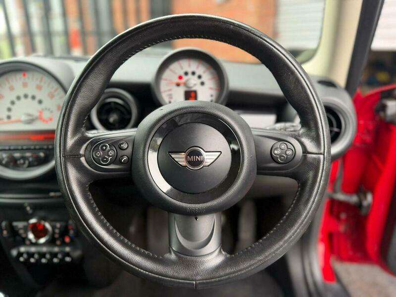 2011 MINI HATCH 2011 MINI HATCH