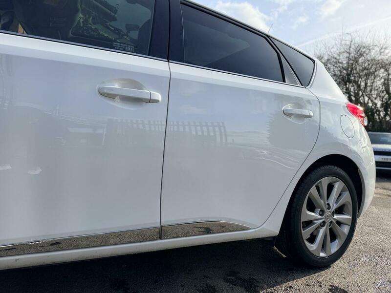 2015 TOYOTA AURIS 2015 TOYOTA AURIS