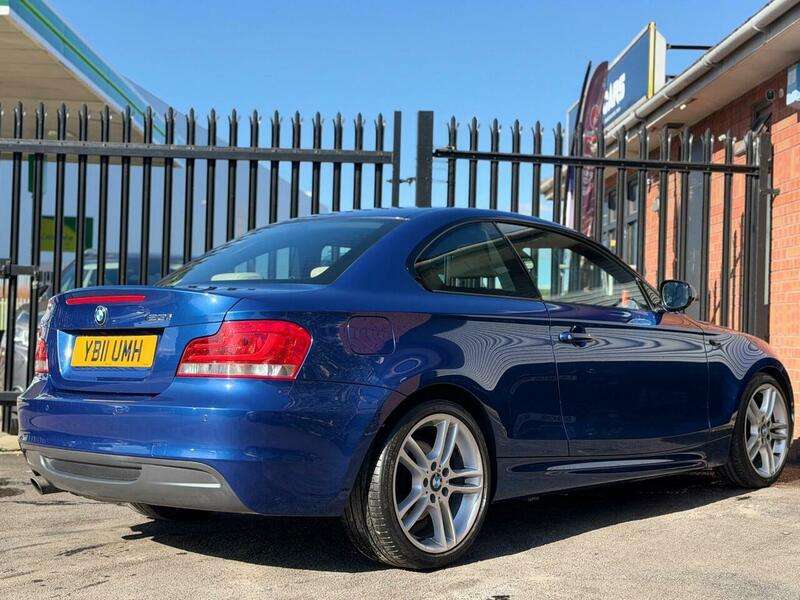 2011 BMW 1 SERIES 2011 BMW 1 SERIES