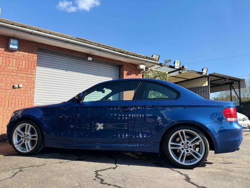 2011 BMW 1 SERIES 2011 BMW 1 SERIES