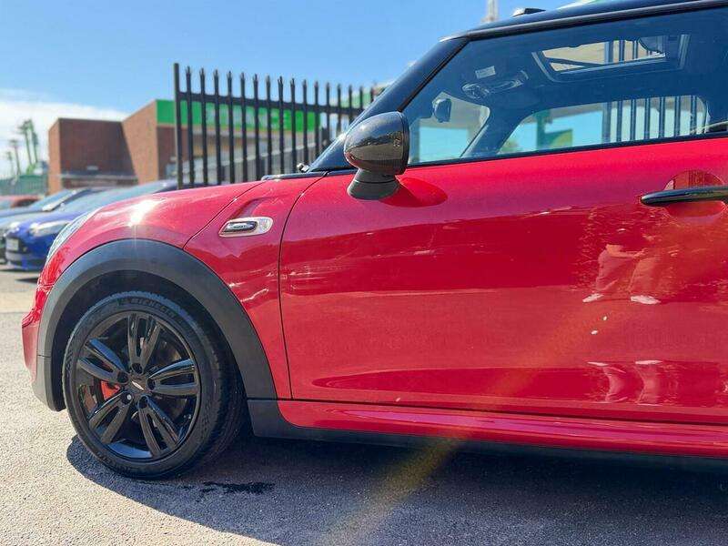 2018 MINI HATCH 2018 MINI HATCH