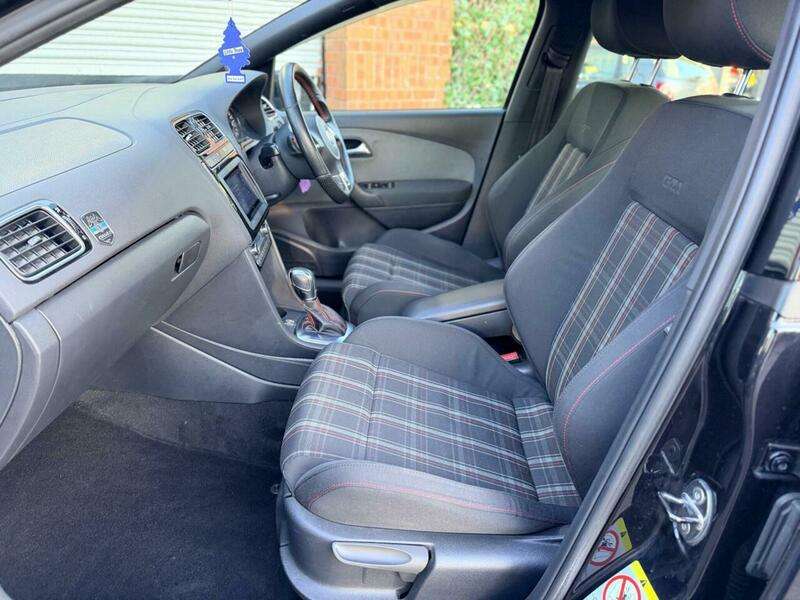 2011 VOLKSWAGEN POLO 2011 VOLKSWAGEN POLO