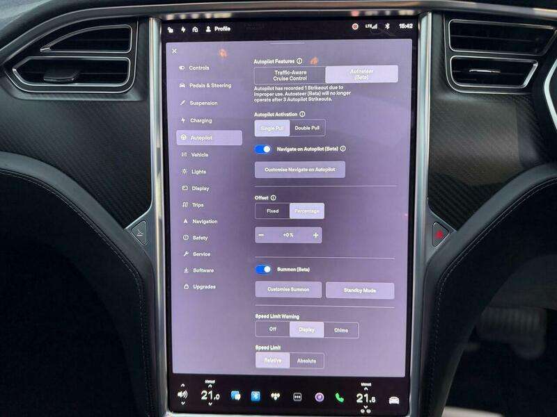 null TESLA MODEL S null TESLA MODEL S