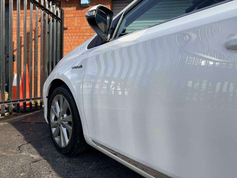 2015 TOYOTA AURIS 2015 TOYOTA AURIS