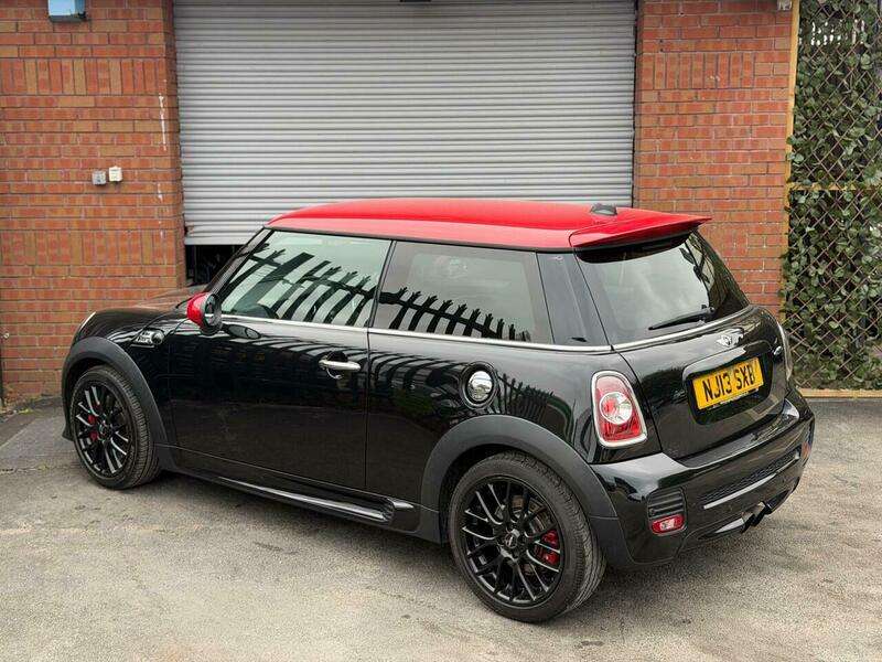 A 2013 MINI MINI JOHN COOPER WORKS A 2013 MINI MINI JOHN COOPER WORKS