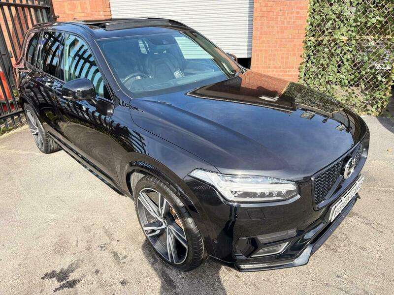 A 2017 VOLVO XC90 2.0 D5 PowerPulse R-Design Auto 4WD Euro 6 (s/s) 5dr A 2017 VOLVO XC90 2.0 D5 PowerPulse R-Design Auto 4WD Euro 6 (s/s) 5dr