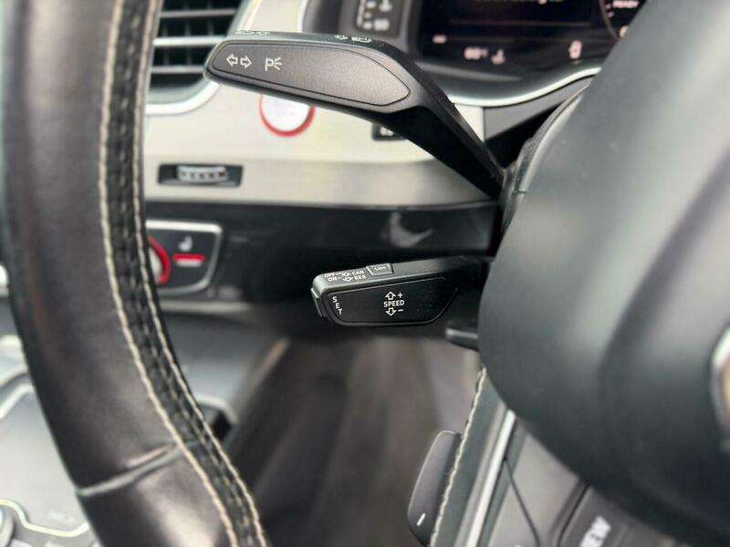 2017 AUDI SQ7 2017 AUDI SQ7