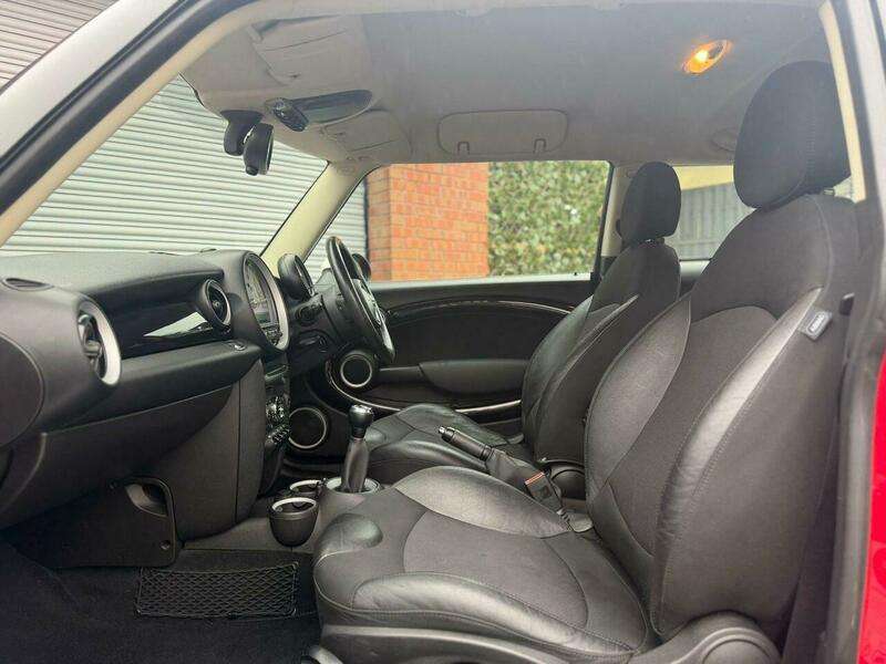 2011 MINI HATCH 2011 MINI HATCH