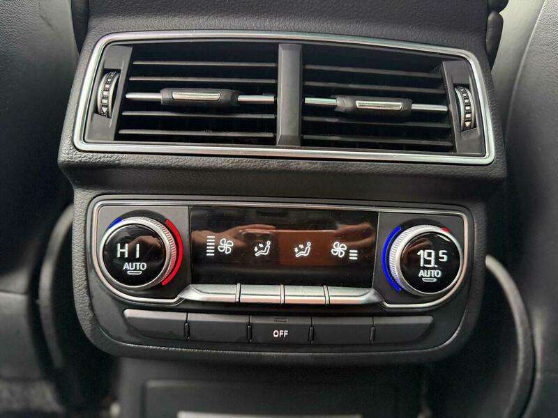 2017 AUDI SQ7 2017 AUDI SQ7