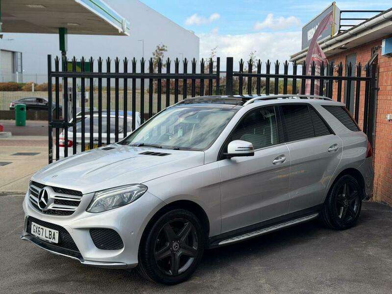 A 2017 MERCEDES-BENZ C CLASS 2.1 GLE250d AMG Line (Premium) G-Tronic 4MATIC Euro 6 (s/s) 5dr A 2017 MERCEDES-BENZ C CLASS 2.1 GLE250d AMG Line (Premium) G-Tronic 4MATIC Euro 6 (s/s) 5dr