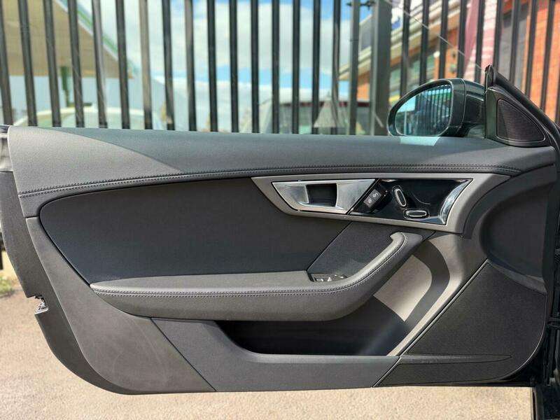 2015 JAGUAR F-TYPE 2015 JAGUAR F-TYPE