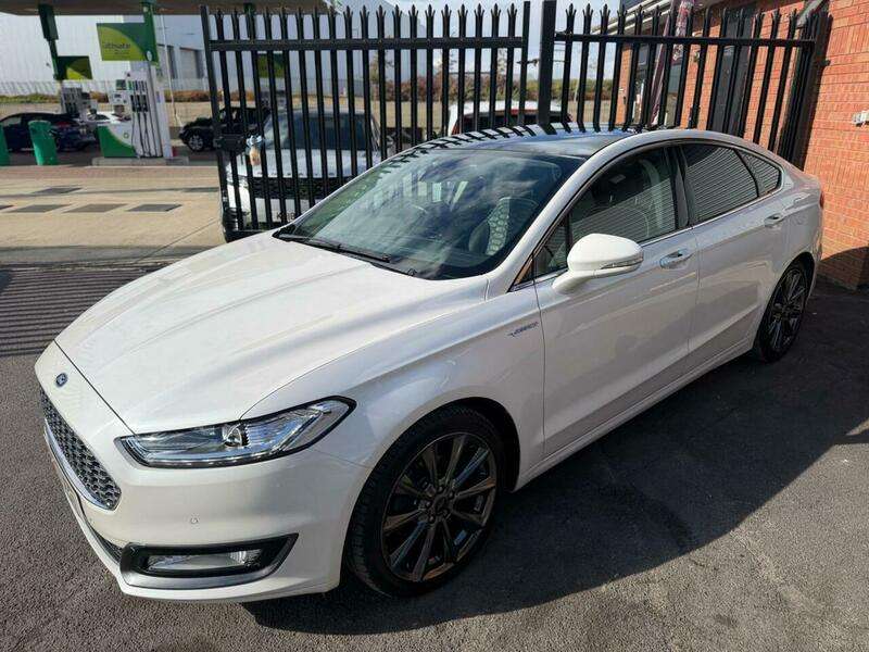 A 2017 FORD MONDEO 2.0 TDCi Duratorq Vignale Euro 6 (s/s) 5dr A 2017 FORD MONDEO 2.0 TDCi Duratorq Vignale Euro 6 (s/s) 5dr