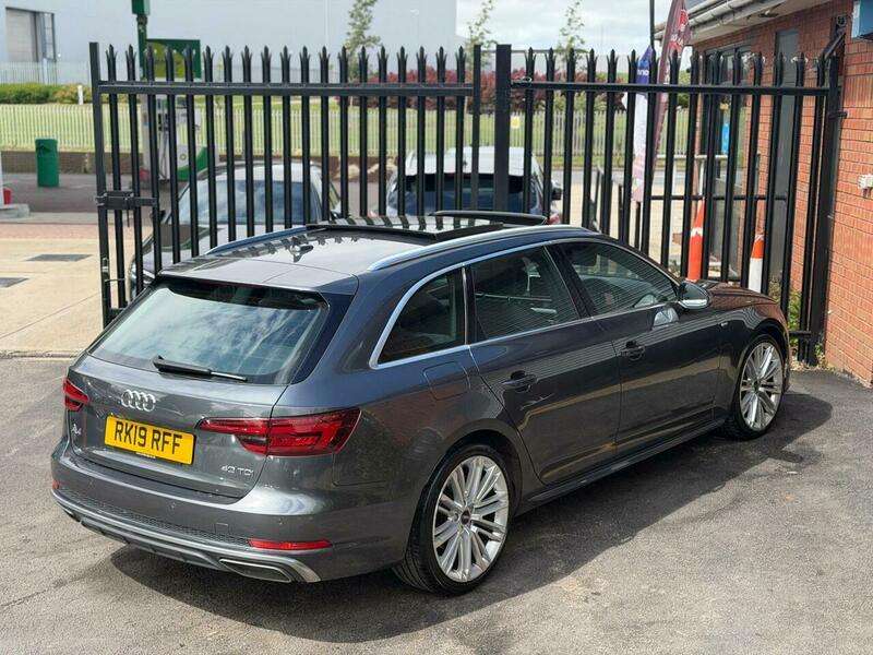 2019 AUDI A4 AVANT 2019 AUDI A4 AVANT