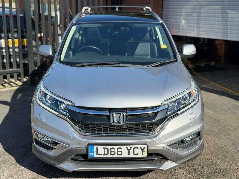 A 2016 HONDA CR-V 2.0 i-VTEC EX 4WD Euro 6 (s/s) 5dr A 2016 HONDA CR-V 2.0 i-VTEC EX 4WD Euro 6 (s/s) 5dr