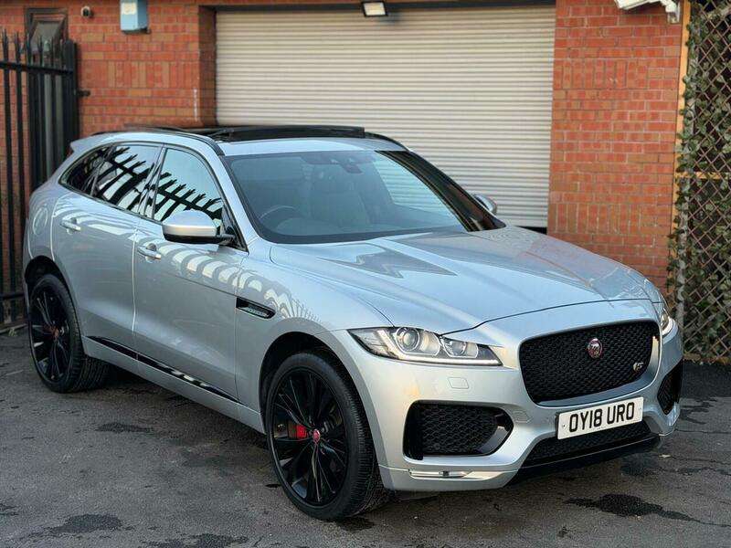 A 2018 JAGUAR F-PACE 3.0 D300 V6 S Auto AWD Euro 6 (s/s) 5dr A 2018 JAGUAR F-PACE 3.0 D300 V6 S Auto AWD Euro 6 (s/s) 5dr