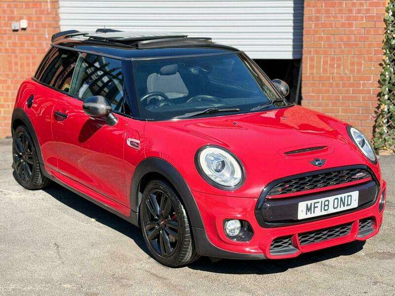A 2018 MINI HATCH 2.0 Cooper S Sport Hatchback 3dr Petrol Steptronic Euro 6 (s/s) (192 ps) A 2018 MINI HATCH 2.0 Cooper S Sport Hatchback 3dr Petrol Steptronic Euro 6 (s/s) (192 ps)