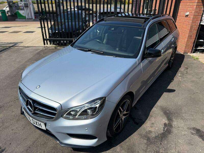 A 2016 MERCEDES-BENZ E CLASS 2.1 E220 BlueTEC AMG Night Edition (Premium) G-Tronic+ Euro 6 (s/s) 5dr A 2016 MERCEDES-BENZ E CLASS 2.1 E220 BlueTEC AMG Night Edition (Premium) G-Tronic+ Euro 6 (s/s) 5dr