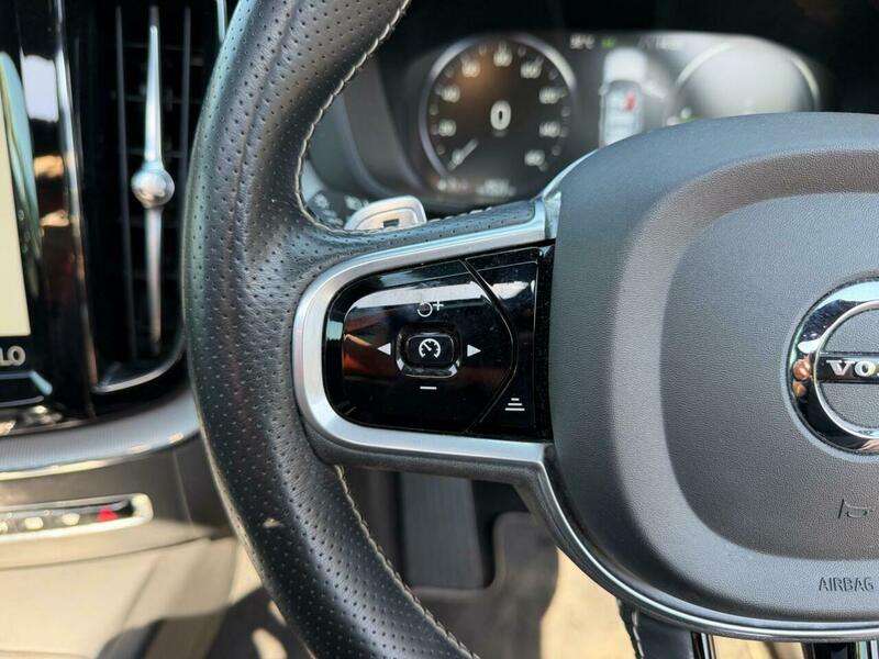 2019 VOLVO XC60 2019 VOLVO XC60