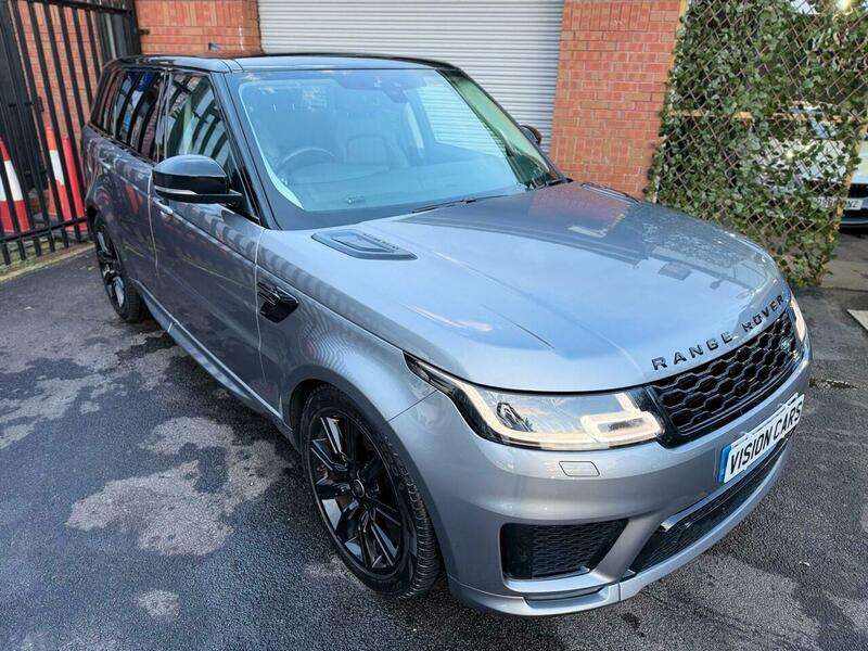 A 2019 LAND ROVER RANGE ROVER SPORT 3.0 SD V6 HSE Dynamic Auto 4WD Euro 6 (s/s) 5dr A 2019 LAND ROVER RANGE ROVER SPORT 3.0 SD V6 HSE Dynamic Auto 4WD Euro 6 (s/s) 5dr