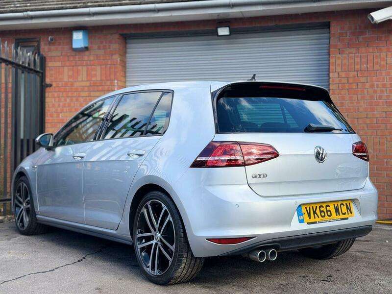 2016 VOLKSWAGEN GOLF 2016 VOLKSWAGEN GOLF