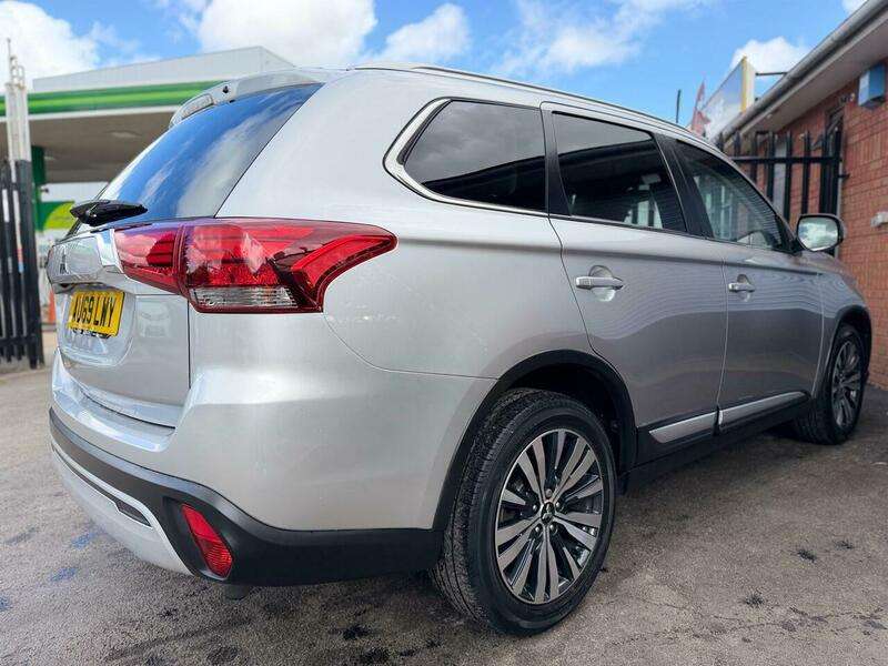 2020 MITSUBISHI OUTLANDER 2020 MITSUBISHI OUTLANDER