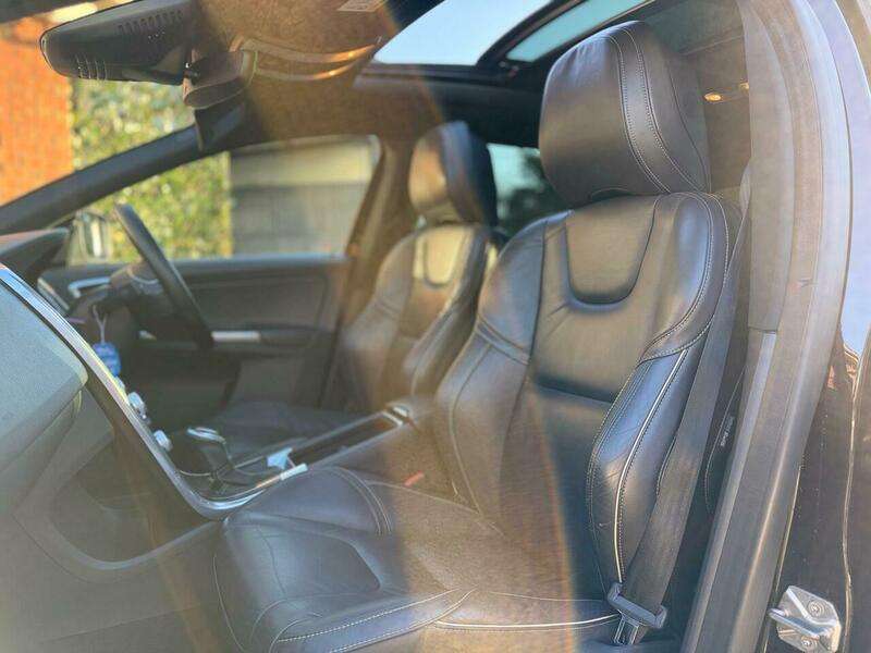 2015 VOLVO XC60 2015 VOLVO XC60