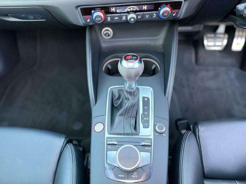 2025 AUDI RS3 2025 AUDI RS3