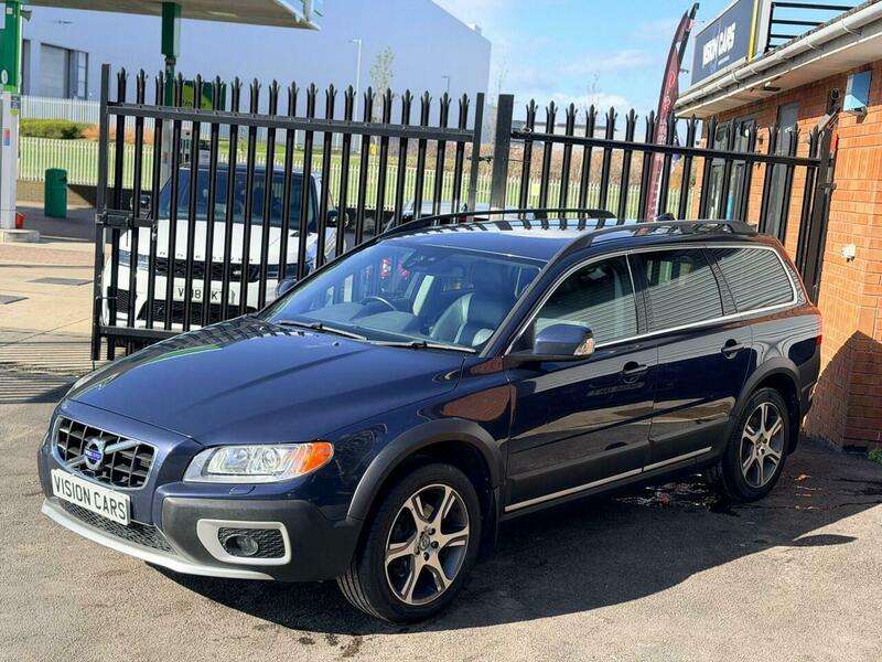 2011 VOLVO XC70 2011 VOLVO XC70