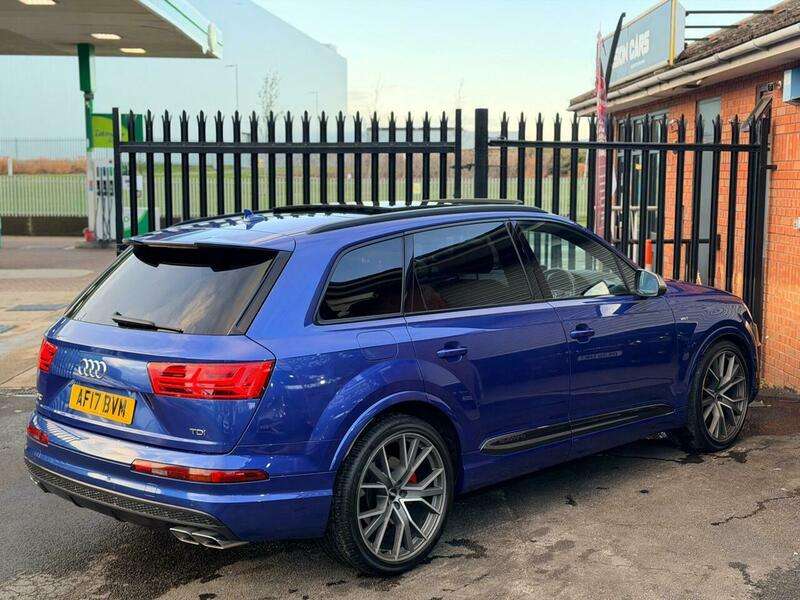 2017 AUDI Q7 2017 AUDI Q7